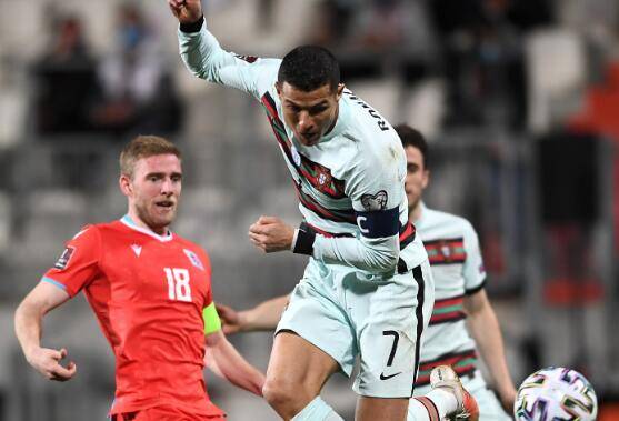  罗伊斯复出传射建功终结进球荒  